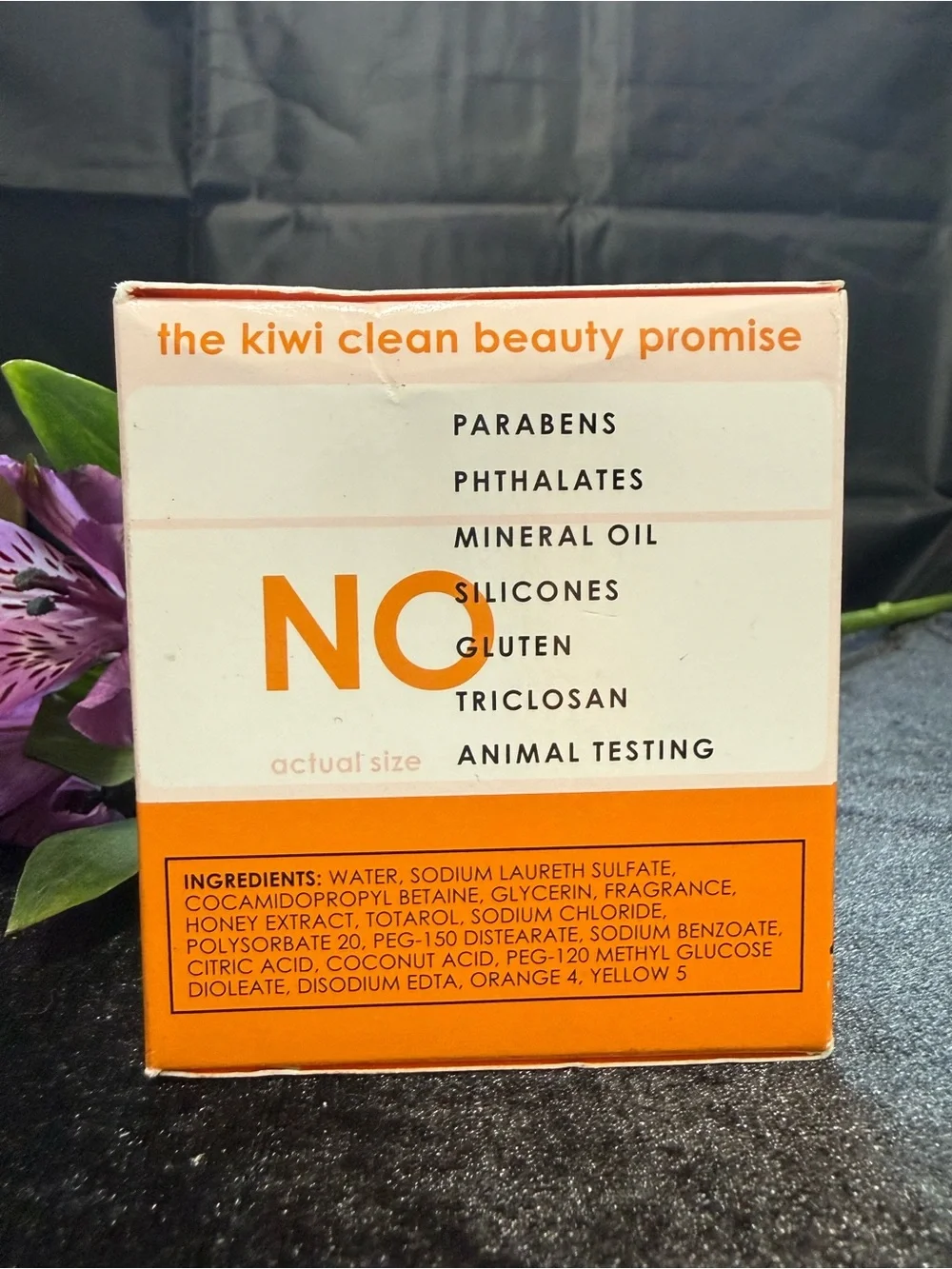 Kiwi botanicals brightening honey